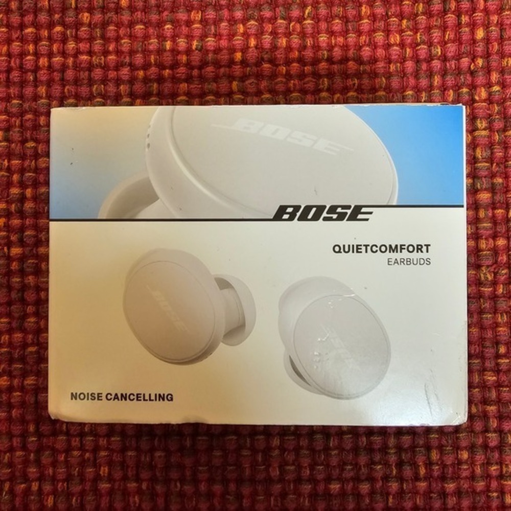 New! Bose QuietComfort Wireless Noise Cancelling Bluetooth Earbuds White Smoke